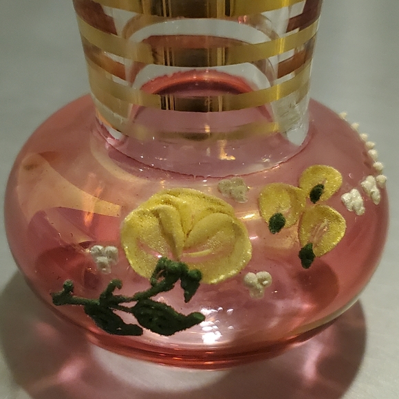 Vintage Glass Cranberry and Gold Mini Bud Vase with Applied Floral Pattern MCM - Picture 7 of 11